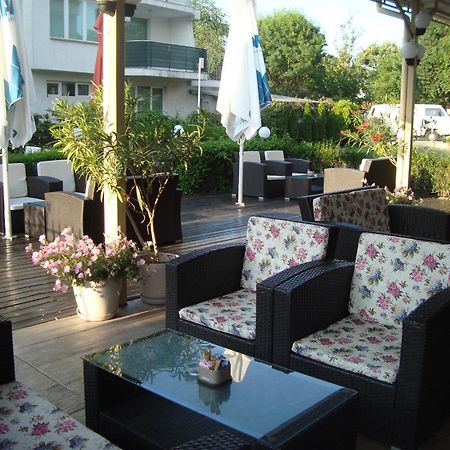 Hotel Astra رافدا المظهر الخارجي الصورة