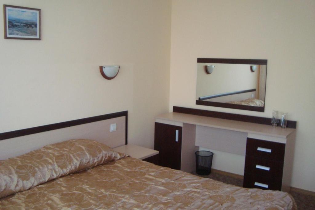 Hotel Astra رافدا الغرفة الصورة