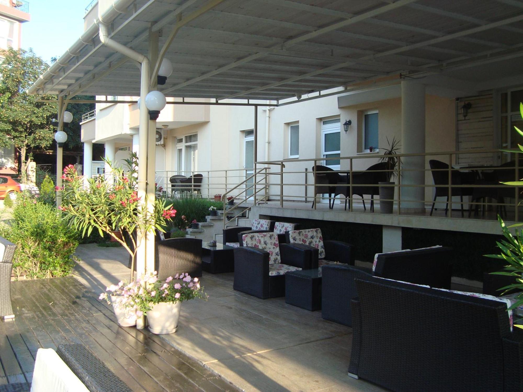 Hotel Astra رافدا المظهر الخارجي الصورة