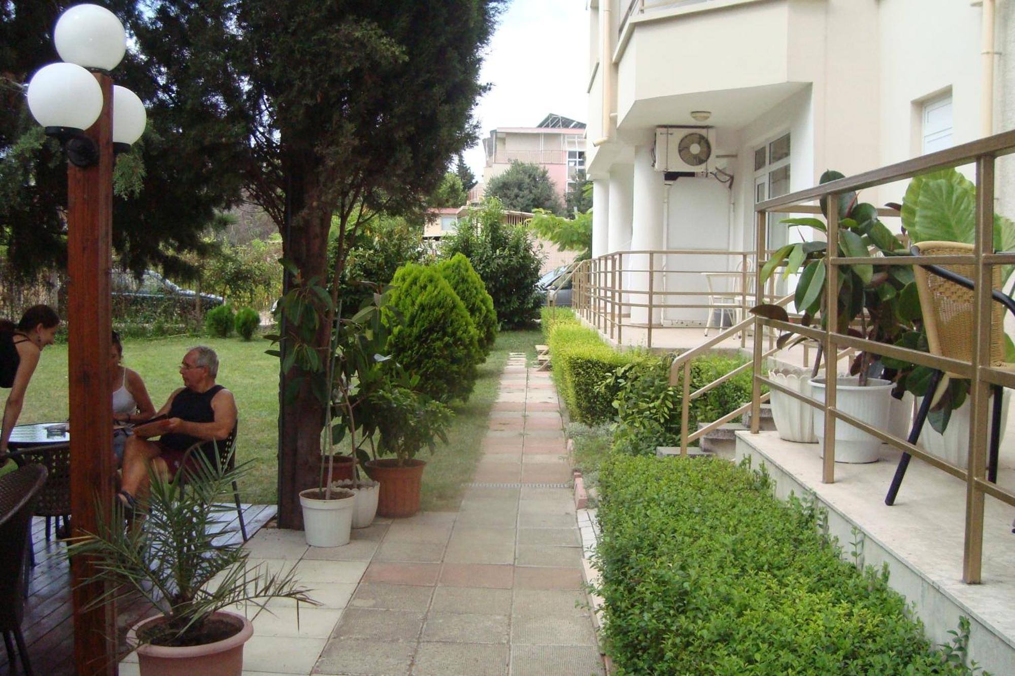 Hotel Astra رافدا المظهر الخارجي الصورة