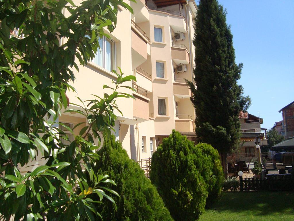 Hotel Astra رافدا المظهر الخارجي الصورة