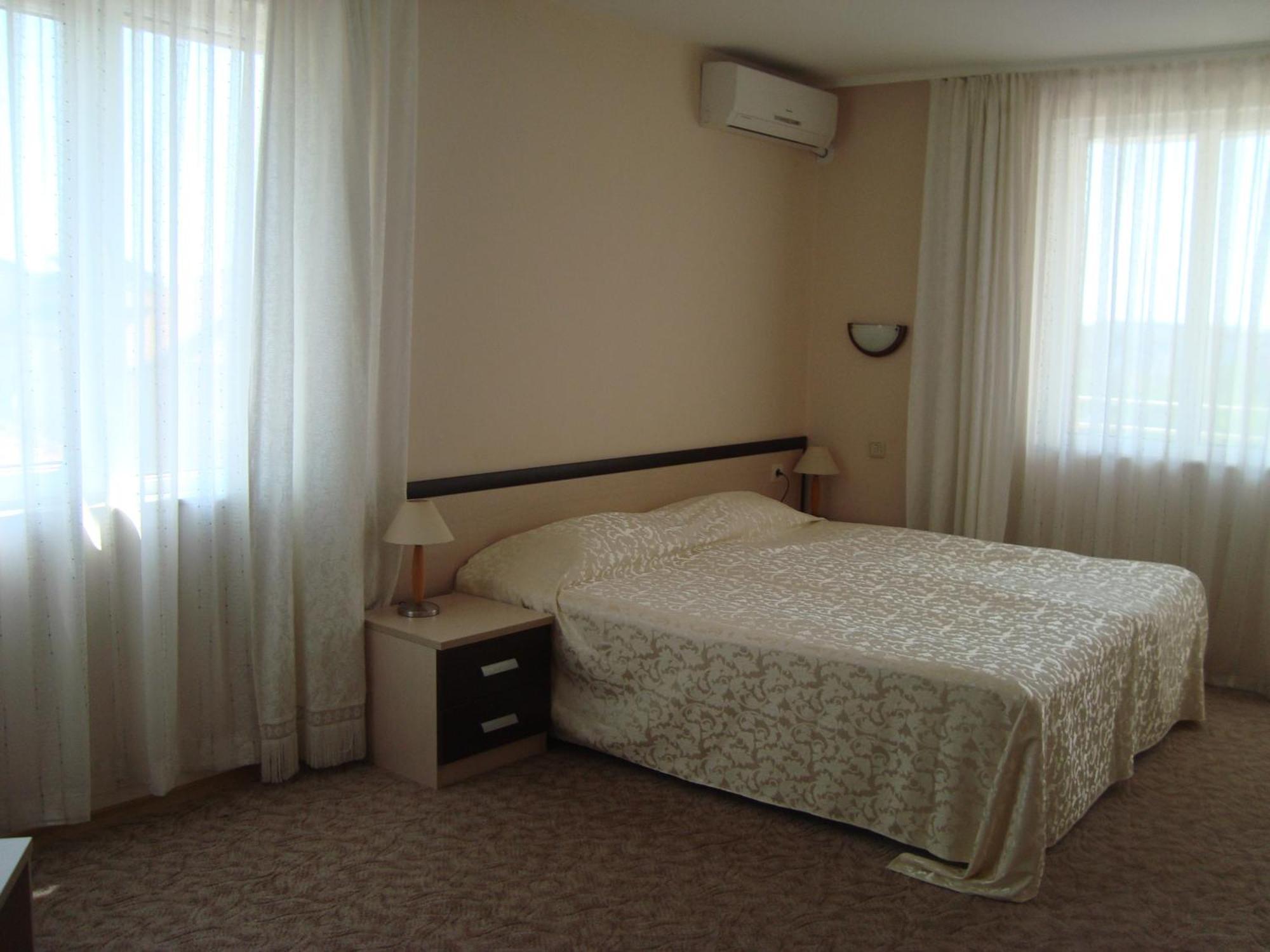 Hotel Astra رافدا المظهر الخارجي الصورة
