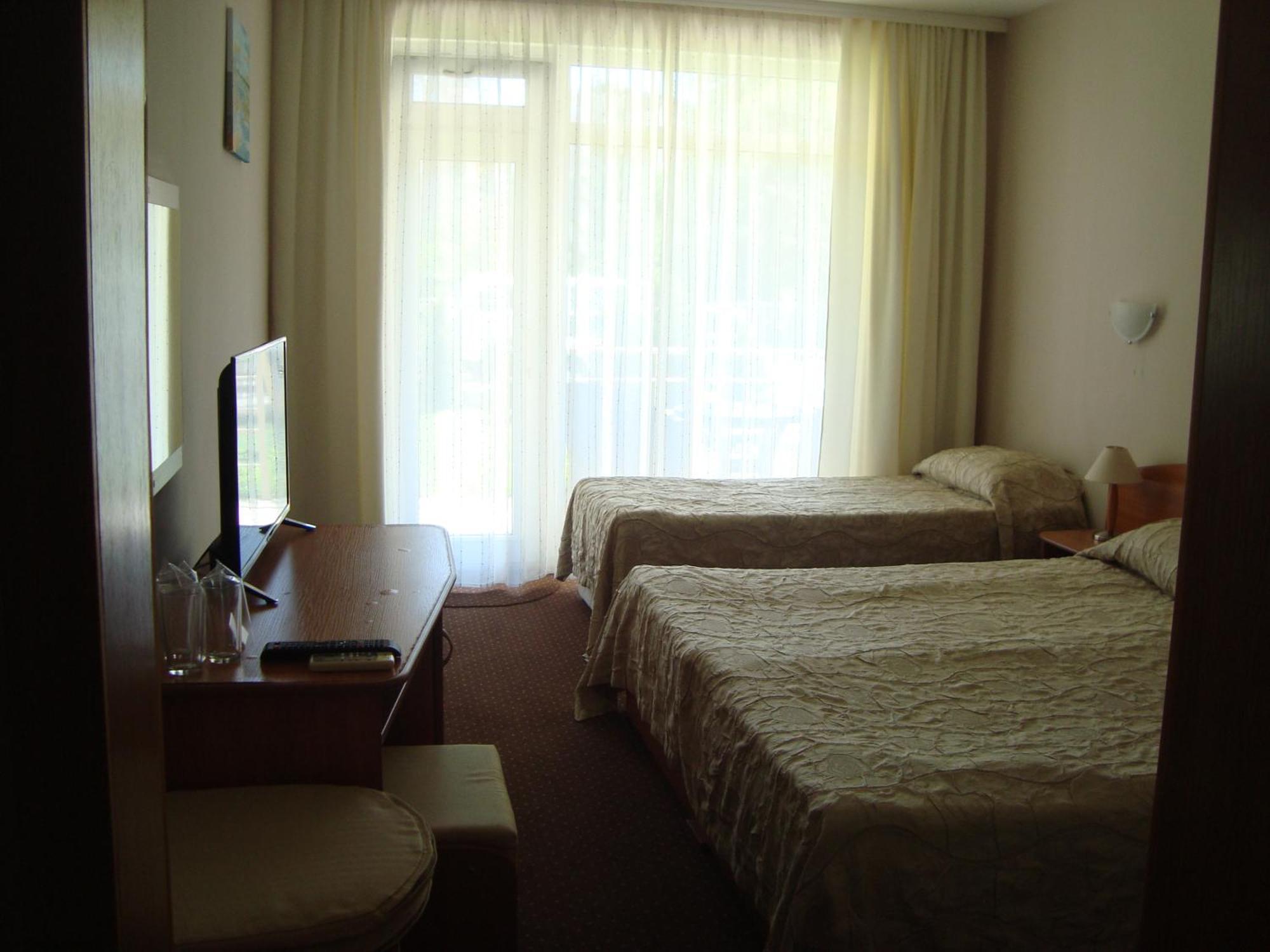 Hotel Astra رافدا المظهر الخارجي الصورة