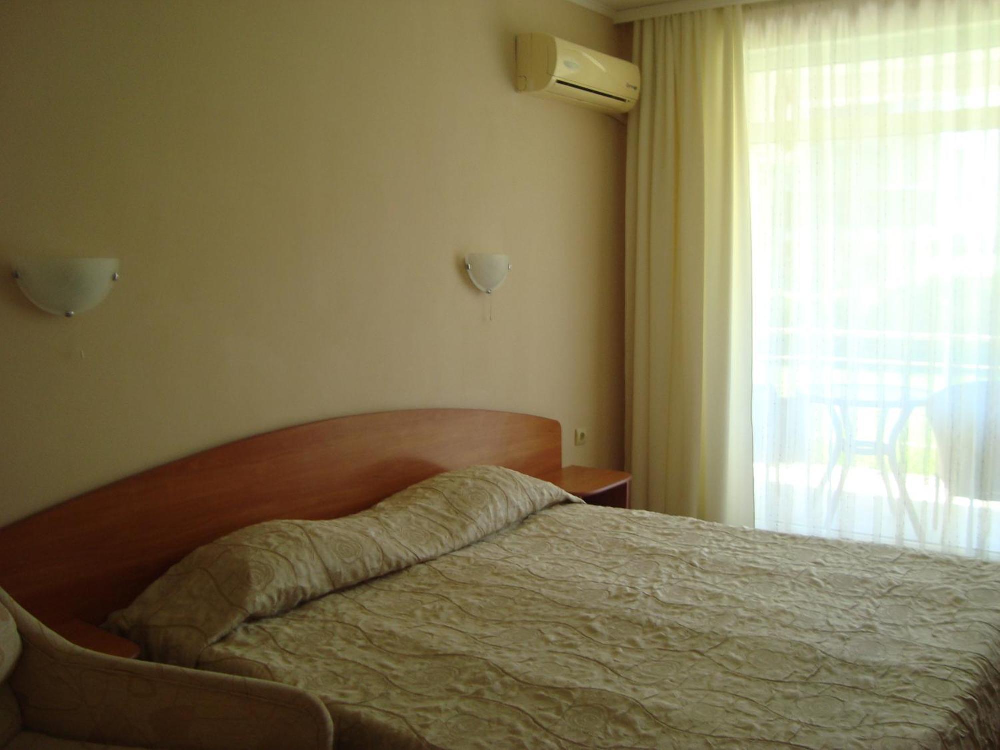 Hotel Astra رافدا المظهر الخارجي الصورة