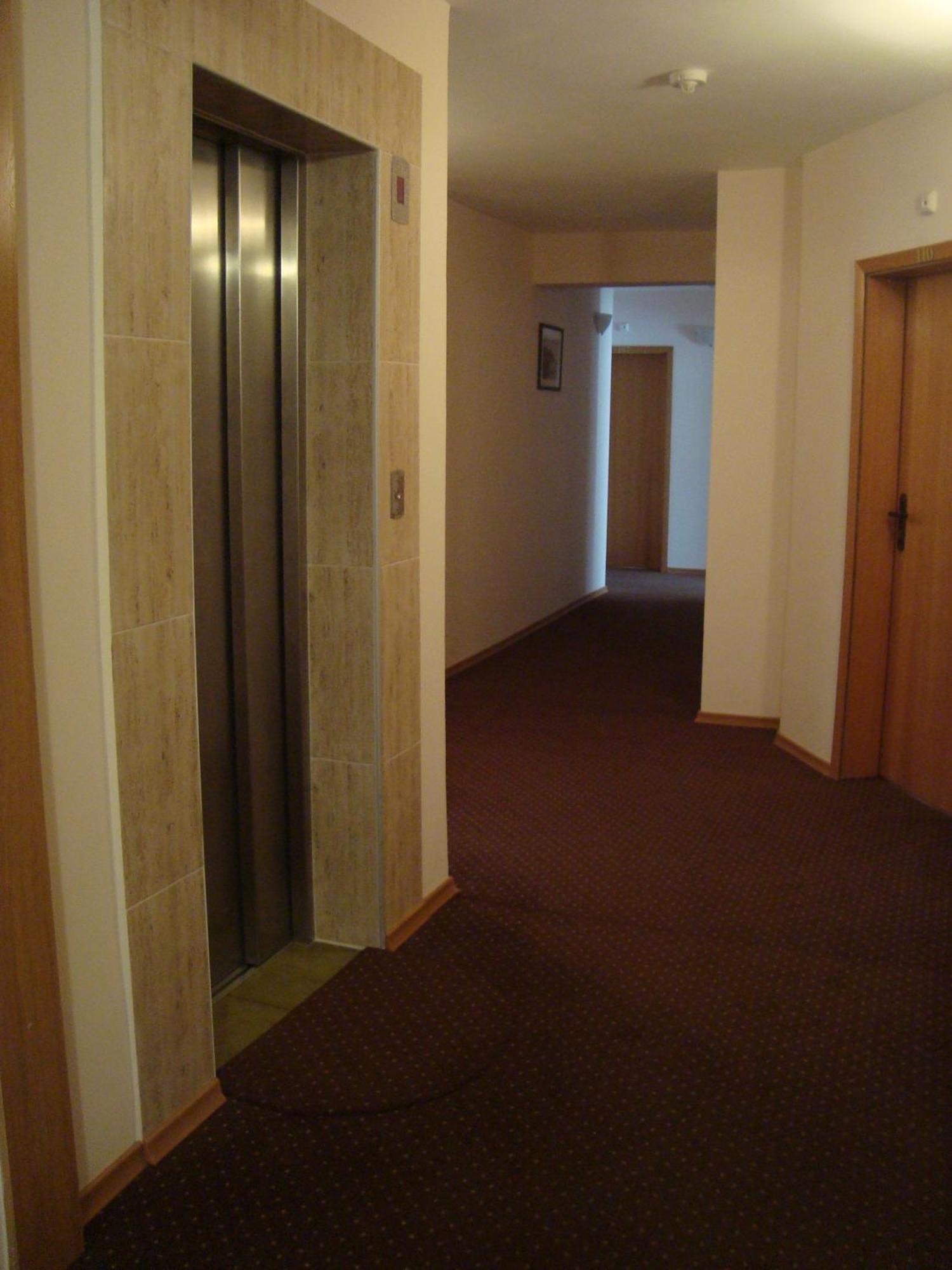 Hotel Astra رافدا المظهر الخارجي الصورة