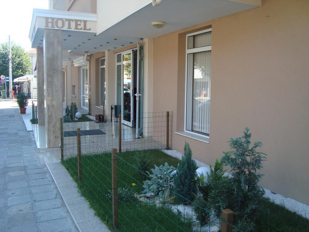 Hotel Astra رافدا المظهر الخارجي الصورة