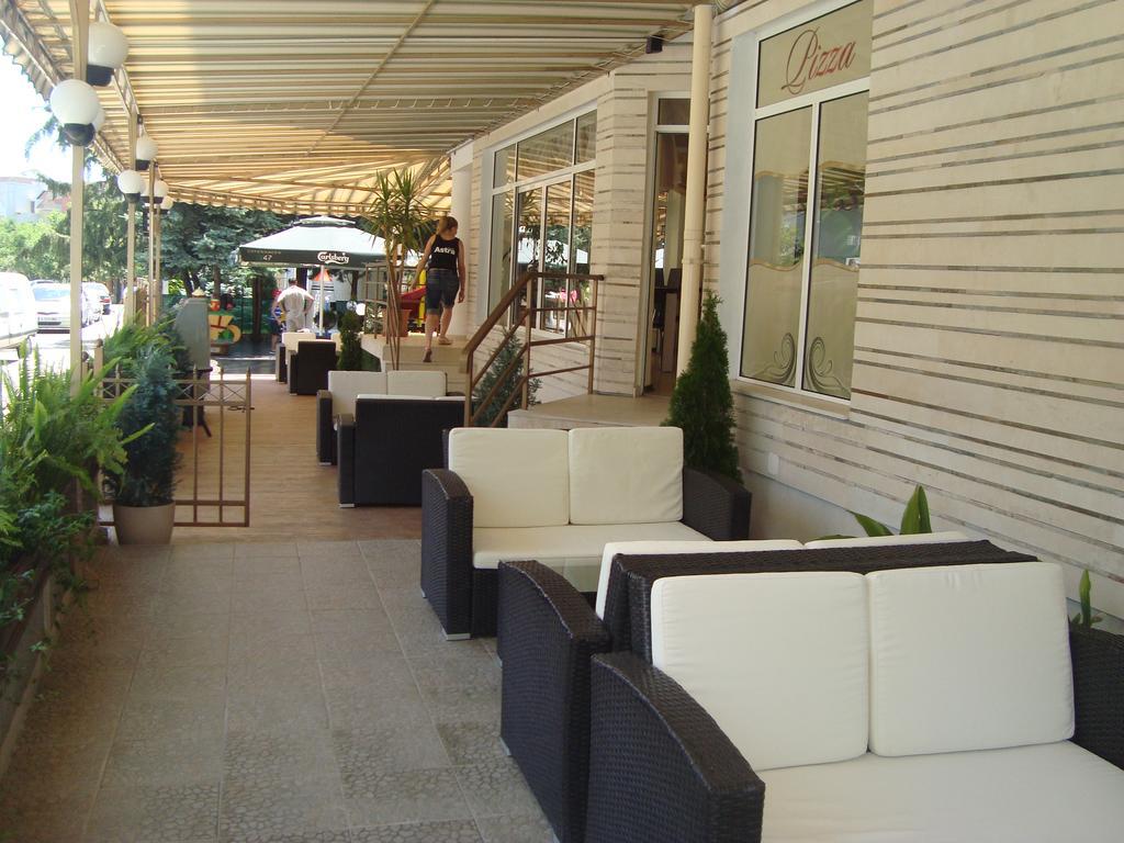 Hotel Astra رافدا المظهر الخارجي الصورة