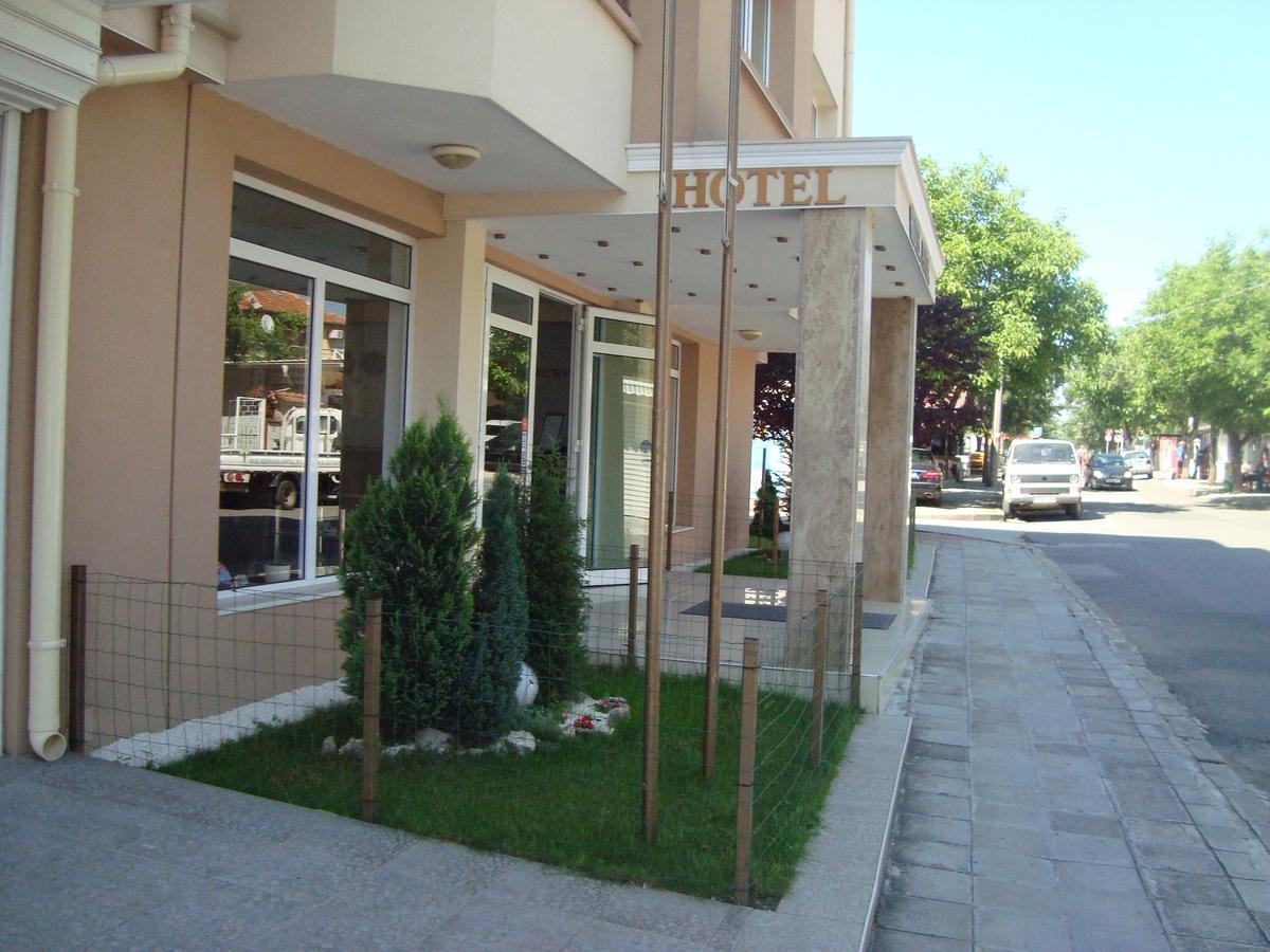 Hotel Astra رافدا المظهر الخارجي الصورة